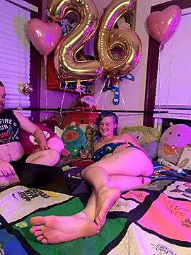 rosiebuddy's cam snapshot