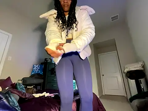 wynterheat live sex cam