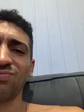 dotado22cmpoa's cam snapshot