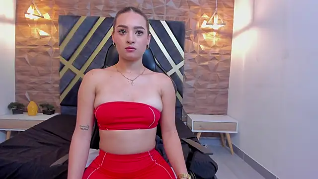 Alana_cox_'s cam snapshot