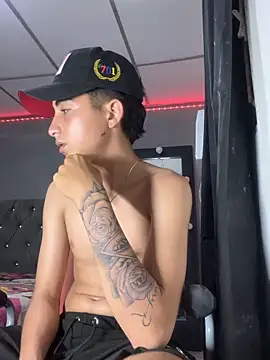 MathieuAGT live sex cam