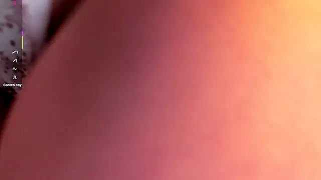 lilithlunna live sex cam