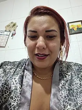 RuivaGiMisteriosa live sex cam