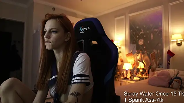 _alice_meyss_'s cam snapshot