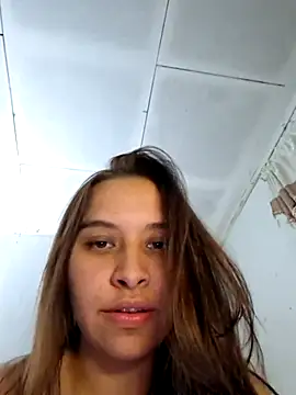 LyssaraVynn's cam snapshot