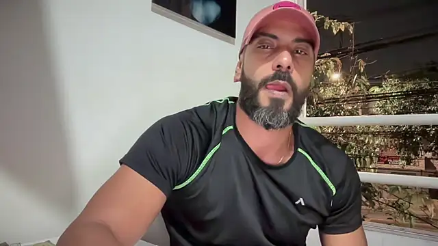 romeolovedark live sex cam