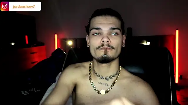 JordanShow live sex cam