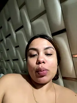 valeria2019hot live sex cam