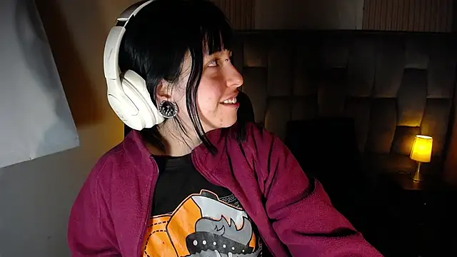 kittyhouse_hs's cam snapshot