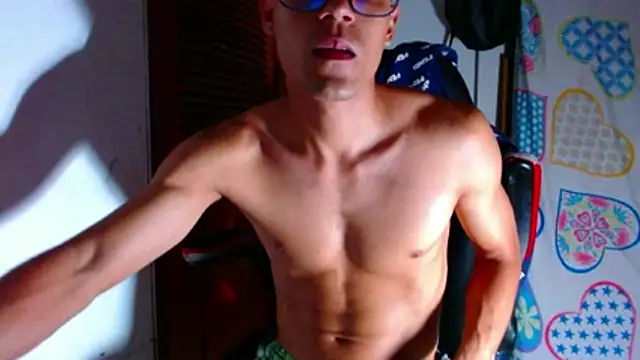 Lion_Grrr live sex cam