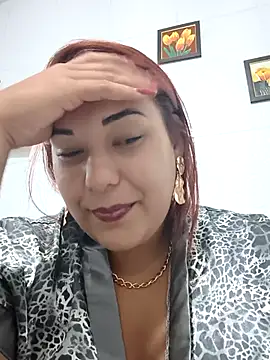 RuivaGiMisteriosa live sex cam