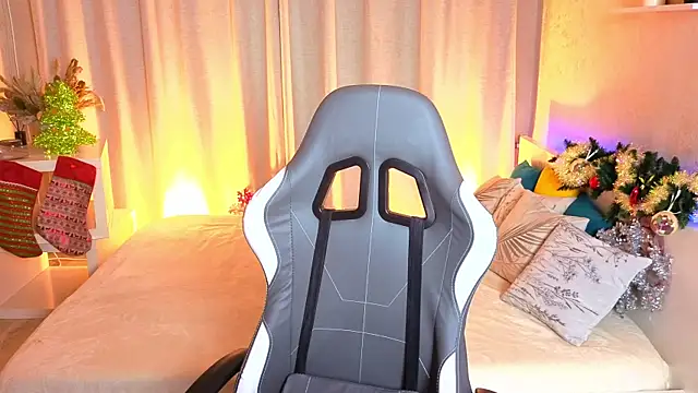 Leila_Hefner live sex cam