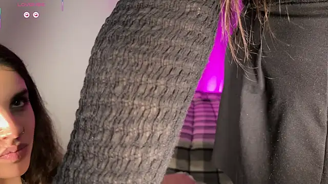 HoneyHamsters's cam snapshot