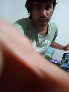 noah_miyake's cam snapshot