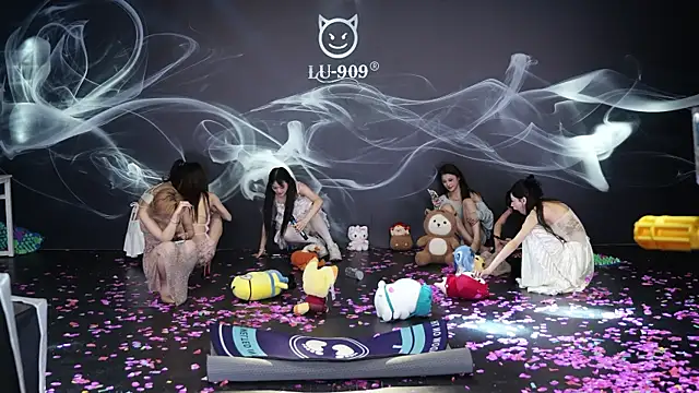 LU-909's cam snapshot