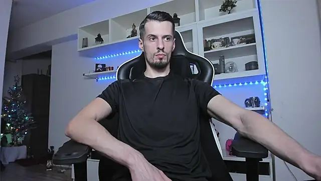 ToddClaytonn's cam snapshot