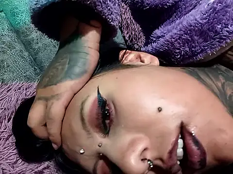 missashlyrosette live sex cam