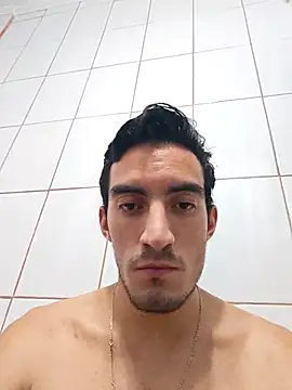 TommyMomentum live sex cam