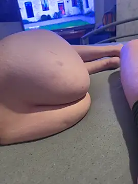 Lylyetcedric live sex cam