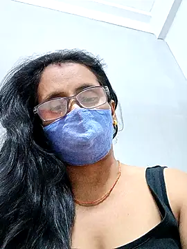 sanjana077's cam snapshot