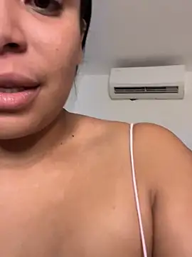 Samantaa01's cam snapshot