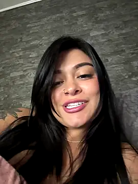 Saray_charmante's cam snapshot