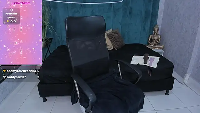 meliboobs_'s cam snapshot