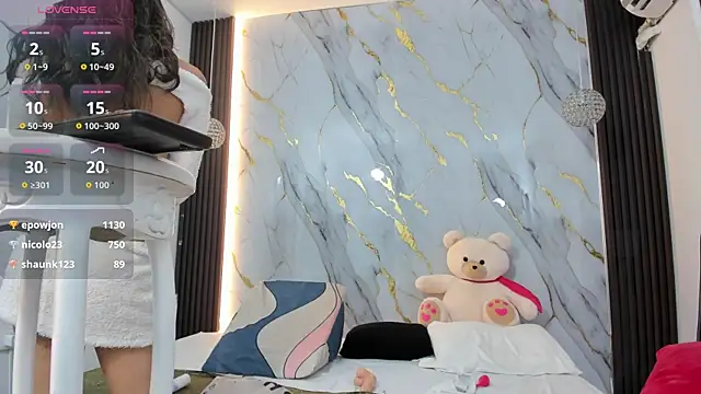 lunastorm_ live sex cam