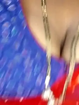 Divyahoty's cam snapshot