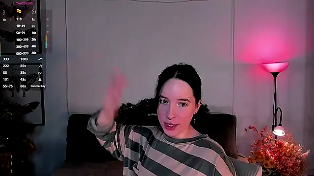 lilithlunna live sex cam