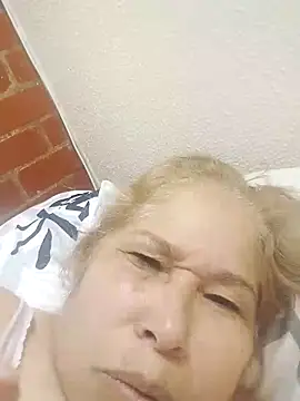 girl_amada's cam snapshot