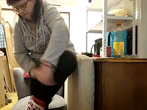 Samantha_Squirt@xh live sex cam