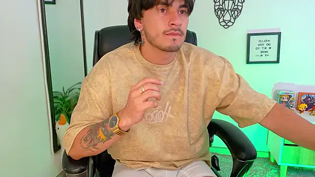 Elian_savoy live sex cam