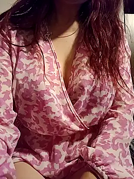 KITTEN-10 live sex cam