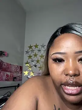 Chocolatebunnyxx96 live sex cam