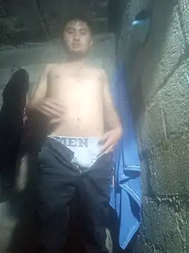 Sebastiqn2288h's cam snapshot