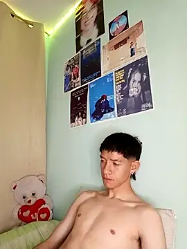 heyy_noah11 live sex cam