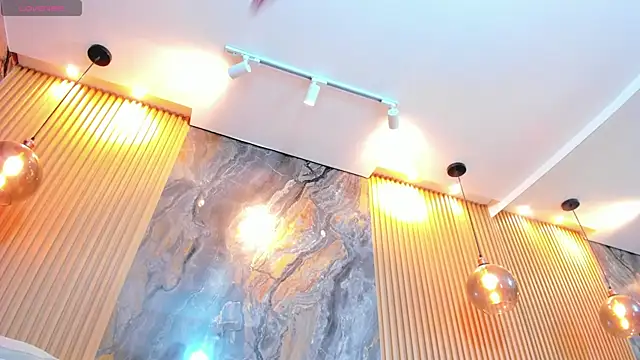 ella_harper's cam snapshot