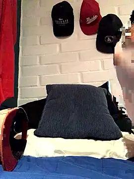 Moreno_Matatan's cam snapshot