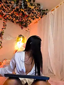 ISA_NIXON's cam snapshot