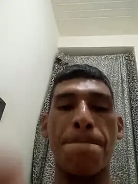 alex_colombiano's cam snapshot