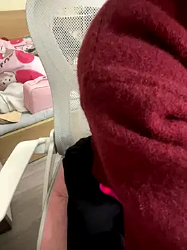 Mina048's cam snapshot