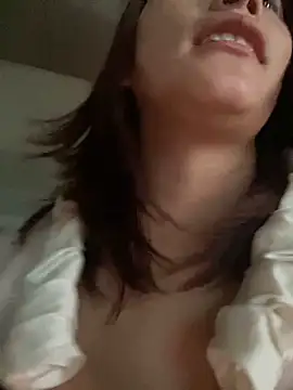 Aninej02's cam snapshot