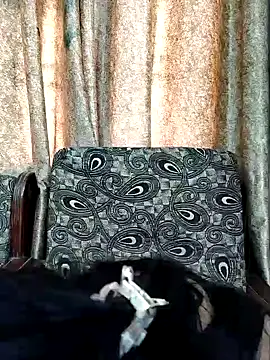 Hotty-simran's cam snapshot