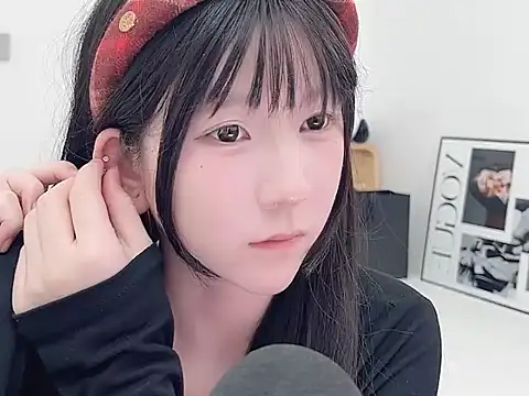 lnua-lnua's cam snapshot