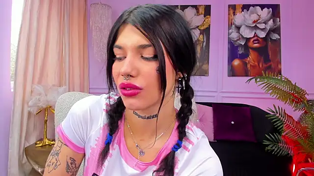 YasminWild's cam snapshot