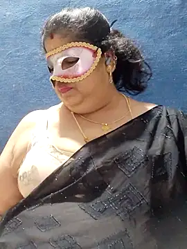 tamilthanushri live sex cam