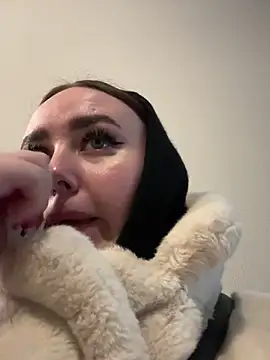 KiraSunshine's cam snapshot