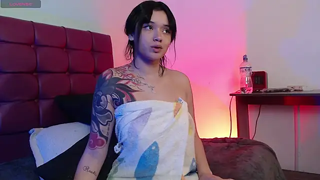 megan_lover's cam snapshot