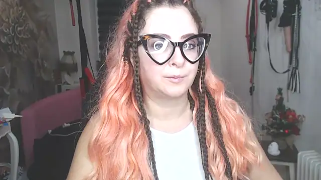 MISSwithDOLLS's cam snapshot